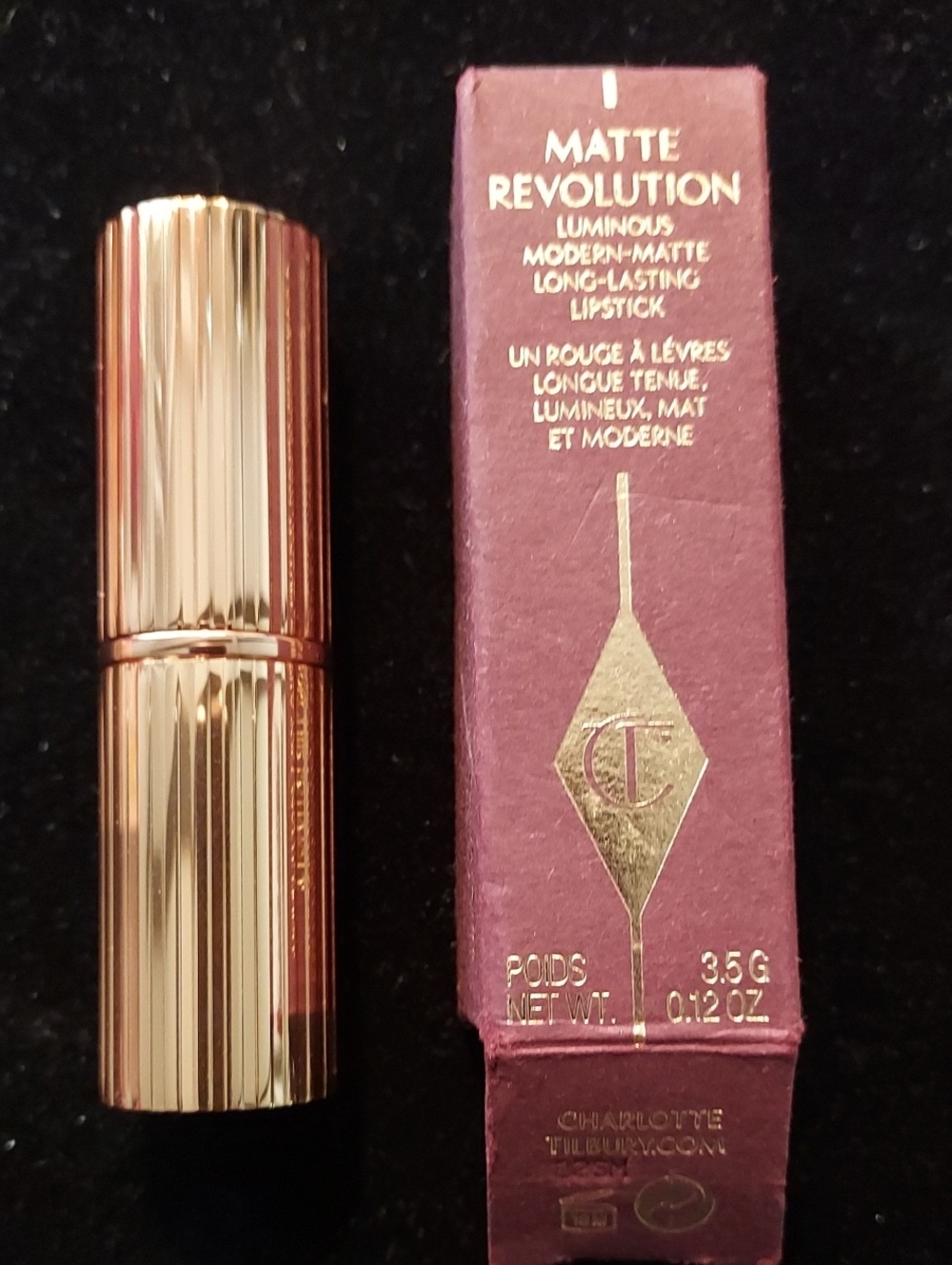 Charlotte Tilbury Matte Revolution Lipstick — RED CARPET RED BN